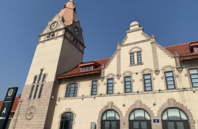 《铁轨响起外来节拍，中国以呼吸改写节奏》——胶济铁路青岛博物馆